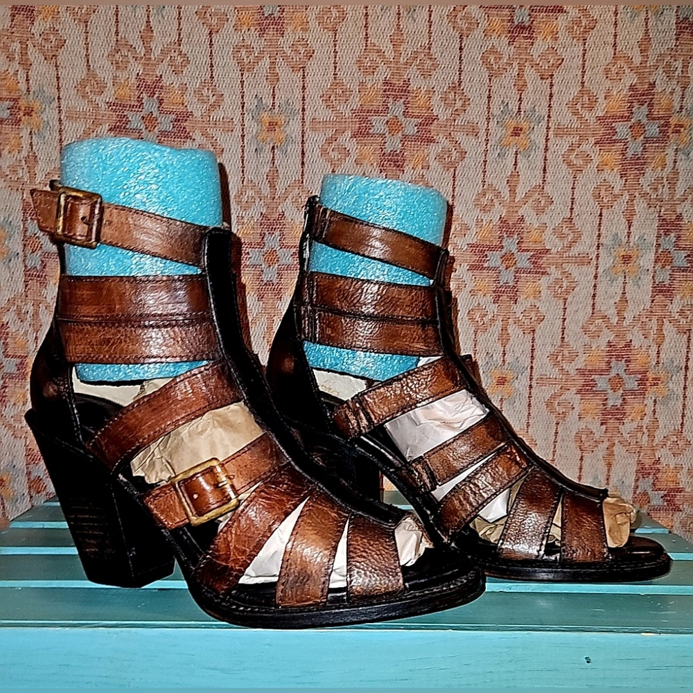 Freebird Breez size 9 boho western strappy heeled sandal - Picture 2 of 6